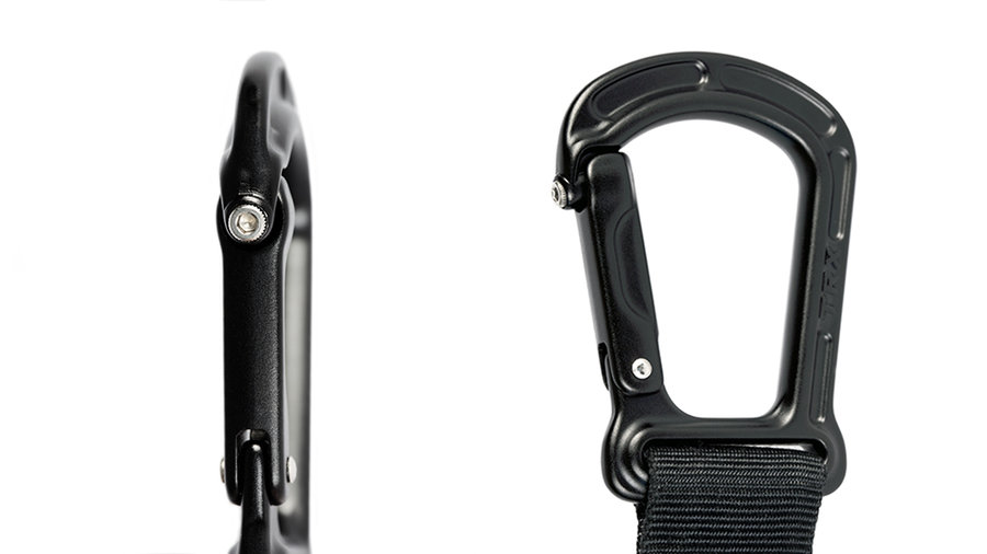 2 PRO lockingcarabinerx2 1125x633
